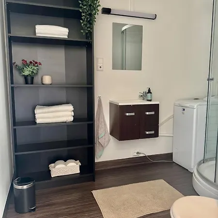 Apartment Sun Hook *