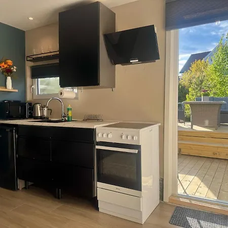 Sun Hook קריסטיאנסאנד