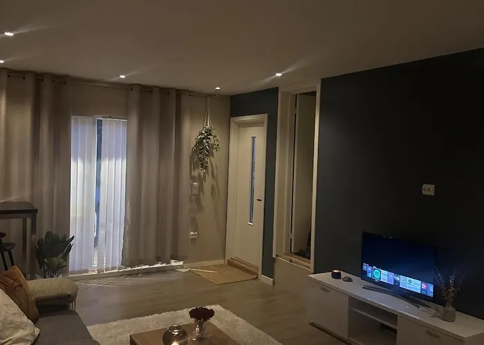 Apartment Sun Hook